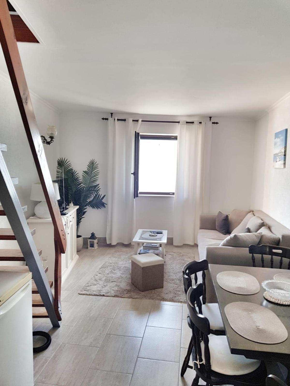 Beachfront House Sea La Vie Kastela Bilik gambar