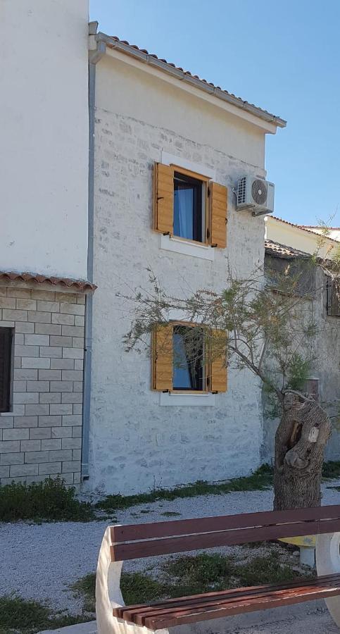 Beachfront House Sea La Vie Kastela Luaran gambar
